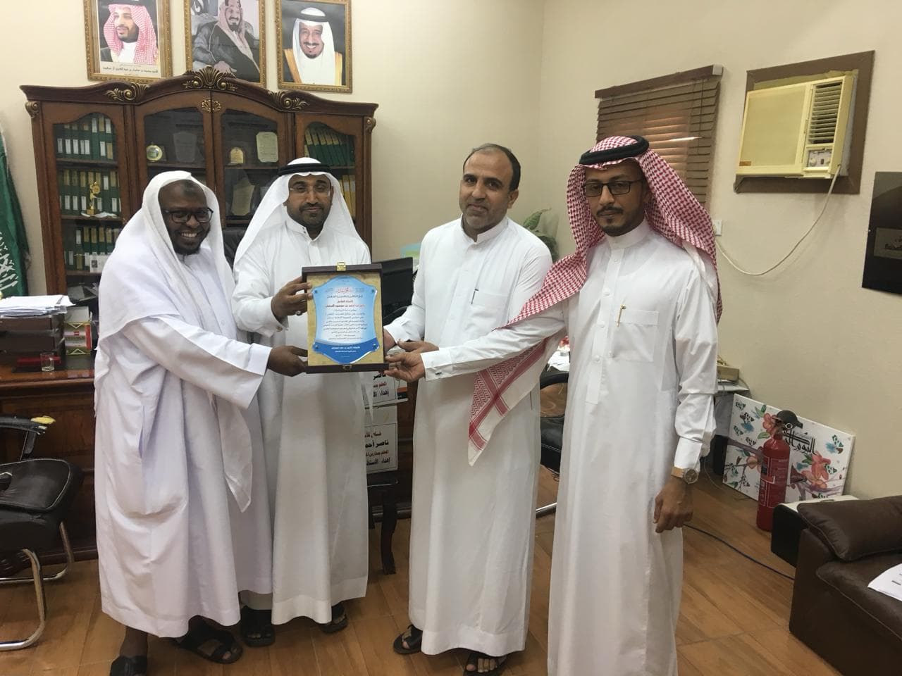 صورة وشهادة